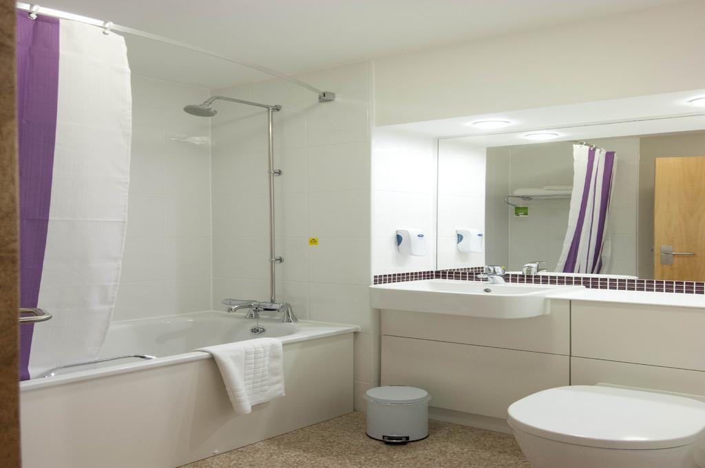 Dundee East Premier Travel Inn Eksteriør billede